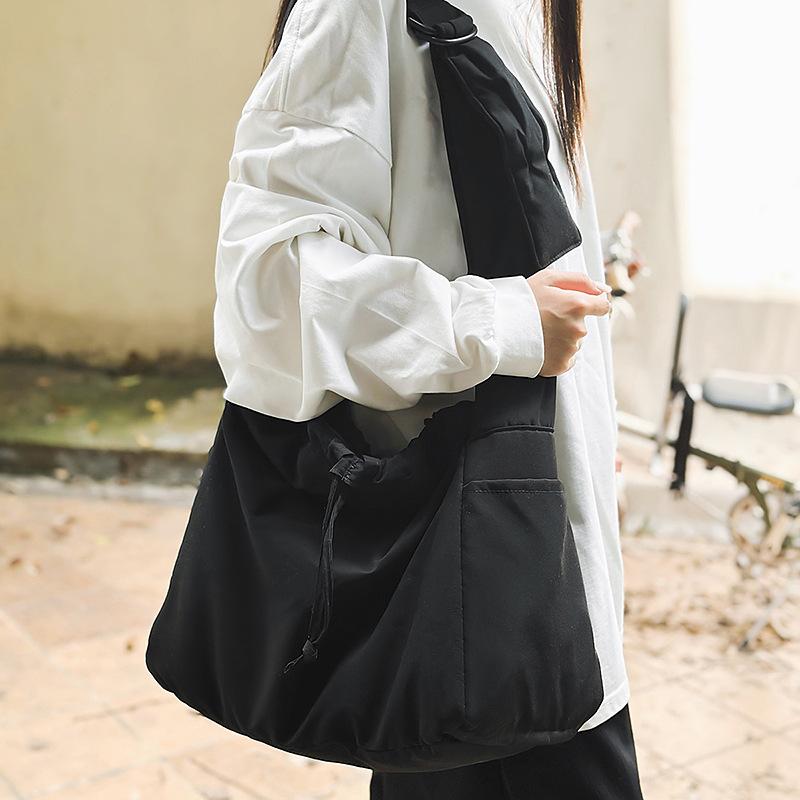 Cloth bag women's canvas bag women's shoulder student literary Korea simple and versatile large-capacity messenger bag