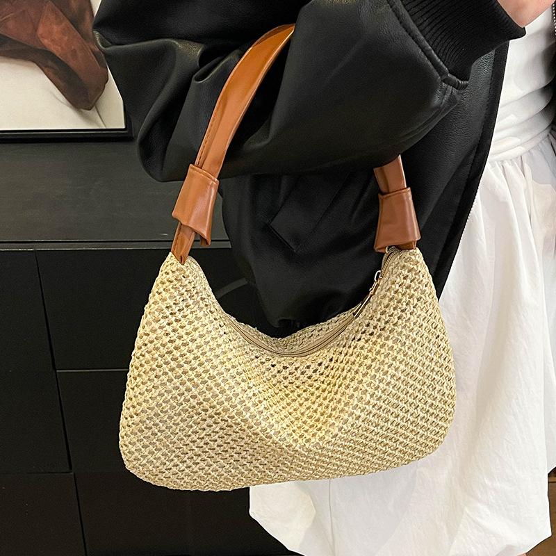 Hand-woven Bag for Women's New Trendy and Fashionable Retro Tote Bag Versatile Large Capacity Shoulder Bag Straw Woven Bag