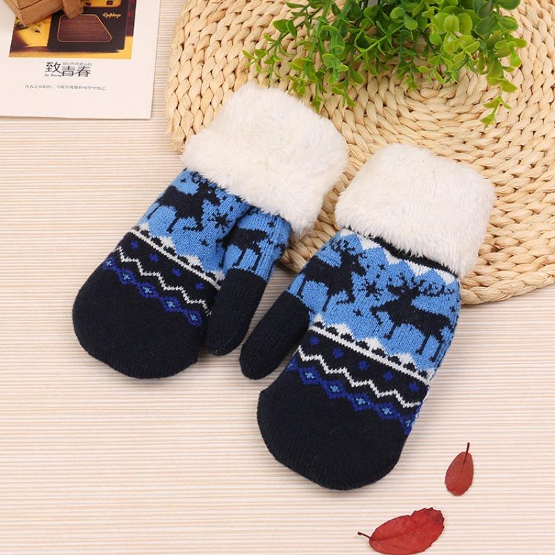 New Children's Children's Warm Gloves Autumn and Winter Piled Thickened Bag Deer Knitted Wool Finger Christmas Gloves