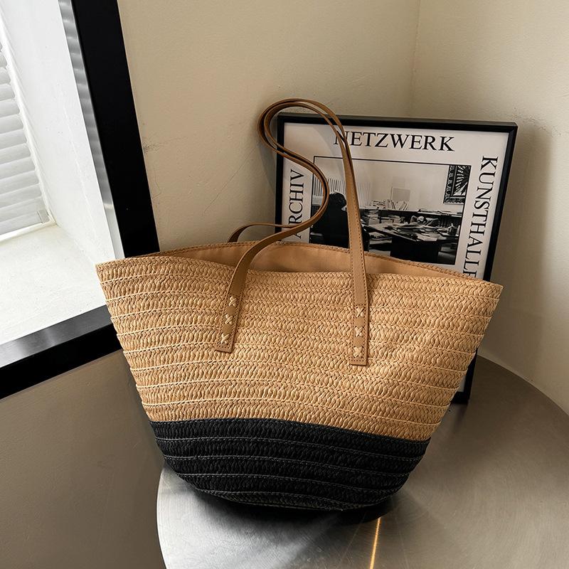 Large Capacity Straw Bag Women's New Leisure Vacation Style Shoulder Tote Bag Woven Beach Bag
