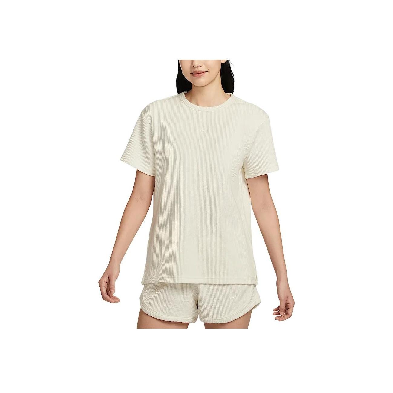 

Nike Спортивная одежда Chill Waffle Свободный крой Круглый вырез Модная Универсальная Футболка с коротким рукавом Со спущенным плечом Женская футболка Парус HJ3839-133 XS