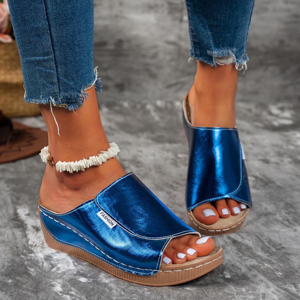 Fashion Summer 2025 New Foreign Trade Women's Thick-soled Slippers, Large-sized One-line Wide Striped Thick-soled Fish-mouth Slippers