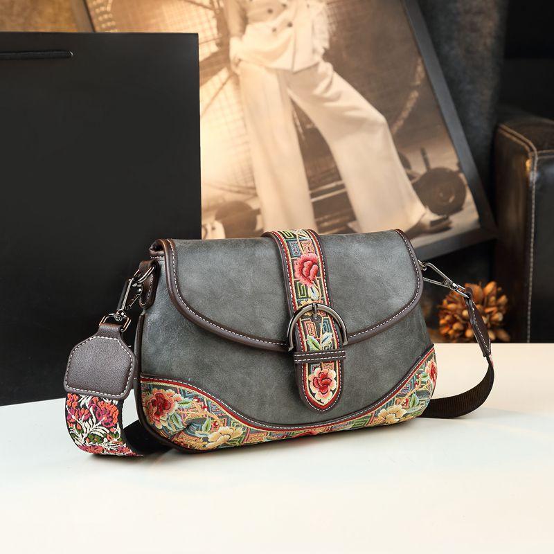 2025 New Genuine Leather Flowers Women Bag Luxury Fashion Small Saddle Bag Girls Embroidered Handbags Shoulder Crossbody Bags