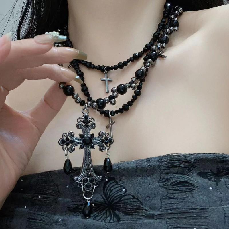 Gothic Punk Layered Choker Necklace Set With Black Cross Pendant Zinc Alloy Dark Aesthetic Multi-Strand Statement Jewelry