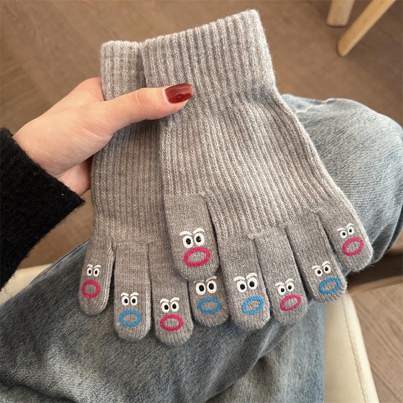1 Pair Women'S Funny Facial Expression Knitted Gloves Full Finger Gloves Soft Crochet Mittens Cartoon Expression Driving Glove