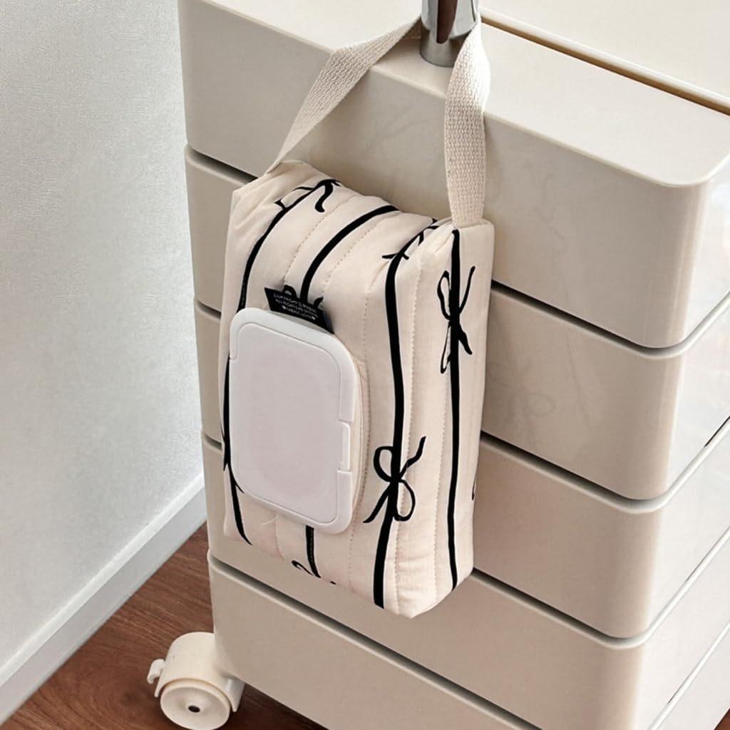 

Black White Zebra Wet Wipe Dispenser Bag - Stylish Hanging Pouch for Stroller, Durable Zipper. білий