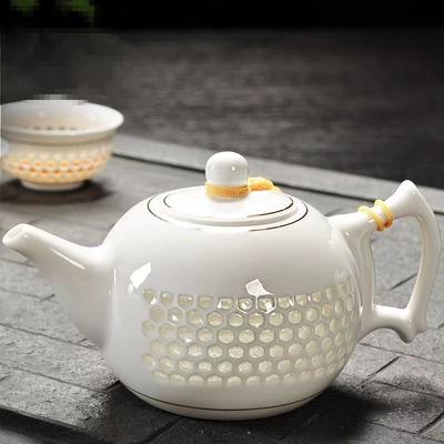 Nová bílá porcelánová dutá čajová souprava Čínské Kung Fu Domácí čajový servis Obřad Puer Konvička 6 čajových šálků