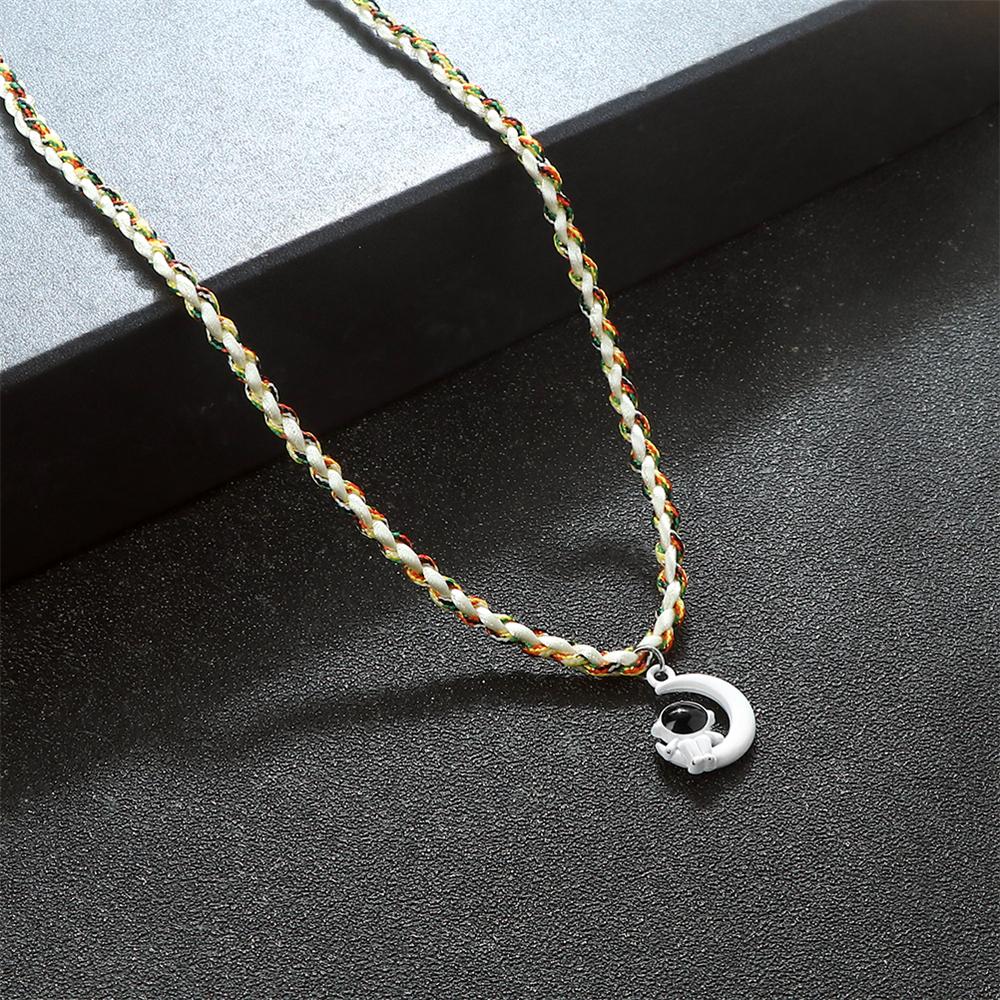 

Vintage Moon Astronaut Pendant Braided Necklaces Boho Handmade Woven Cord Adjustable Ethnic Fashion Jewelry for Women Men Gifts білий