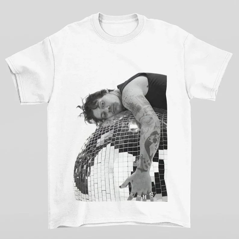 

Hip Pop Y2k Tops HARRY STYLES Graphic Cotton Print Short Sleeve Fashion Artist Popular Top Casual Loose Summer Tshirt Unisex S