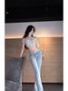 Damen Hellfarbige Hüftjeans mit Stretch und leicht ausgestelltem Bein für Frühling und Herbst