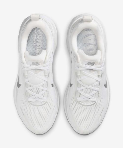 Nike Vomero 18 W - White:Photon Dust:Summit White:Metallic Silver [HM6804-104]
