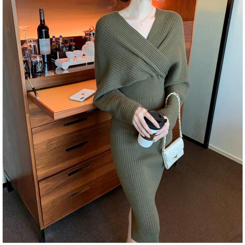 Women's V-neck High Waist Sweater Slim Long Sleeve Mid-length Knitted Dress