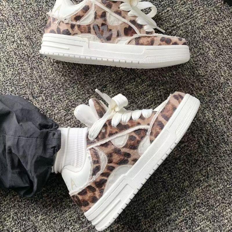 Spring and Autumn Round Toe Flat Casual Running Sports Shoes New Leopard Print Decoration Cross Strap Fashion Women's Shoes