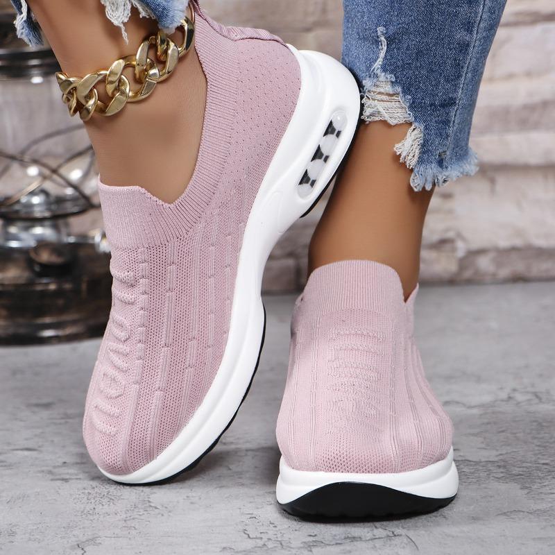 Plus Size Women's Athletic Casual Mesh Shoes Round Toe Low-Top Breathable Mesh Slip-On Slip-Ons