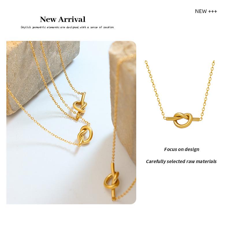 Korean Sweetheart Heart-Shaped Pendant Necklace for Women, 18K Gold-Plated Titanium Steel Clavicle Chain