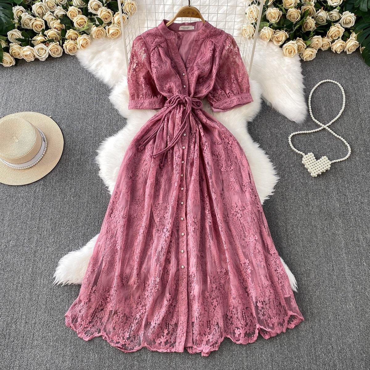 

Элегантное и стильное кружевное платье с V-образным вырезом и короткими рукавами для женщин, летнее платье принцессы, обтягивающее талию и утягивающее фигуру XL розовый