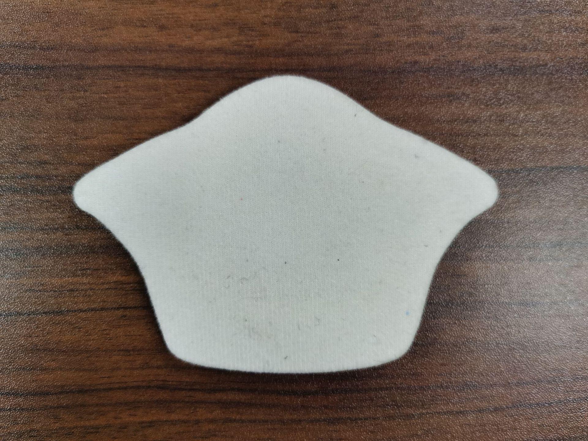 

Многофункциональные противоскользящие накладки на пятку против мозолей: Регулируемые самоклеящиеся стельки для обуви.