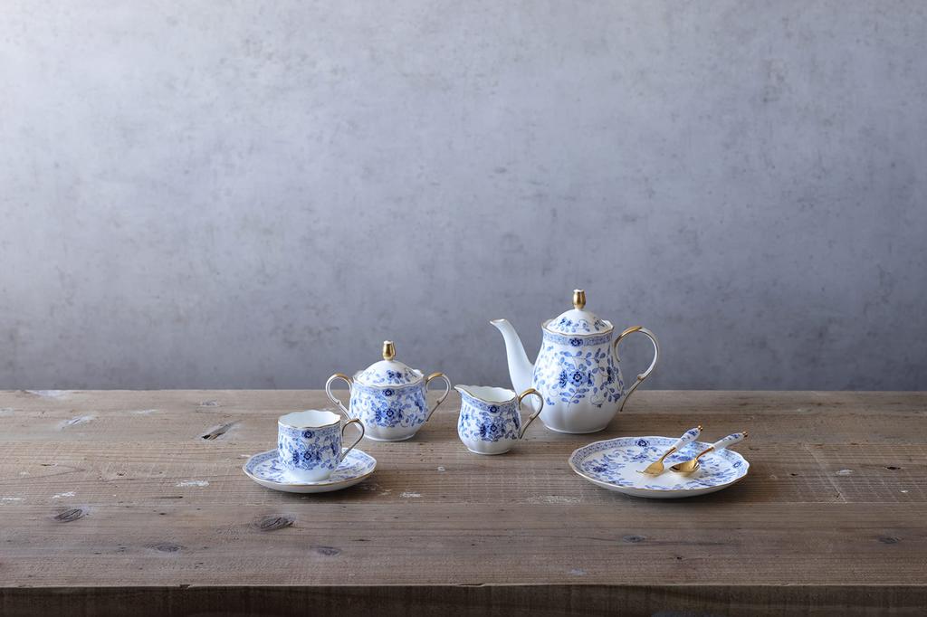 NARUMI Milano 560cc A.D. Coffee Pot, Made In Japan, 9682-4214