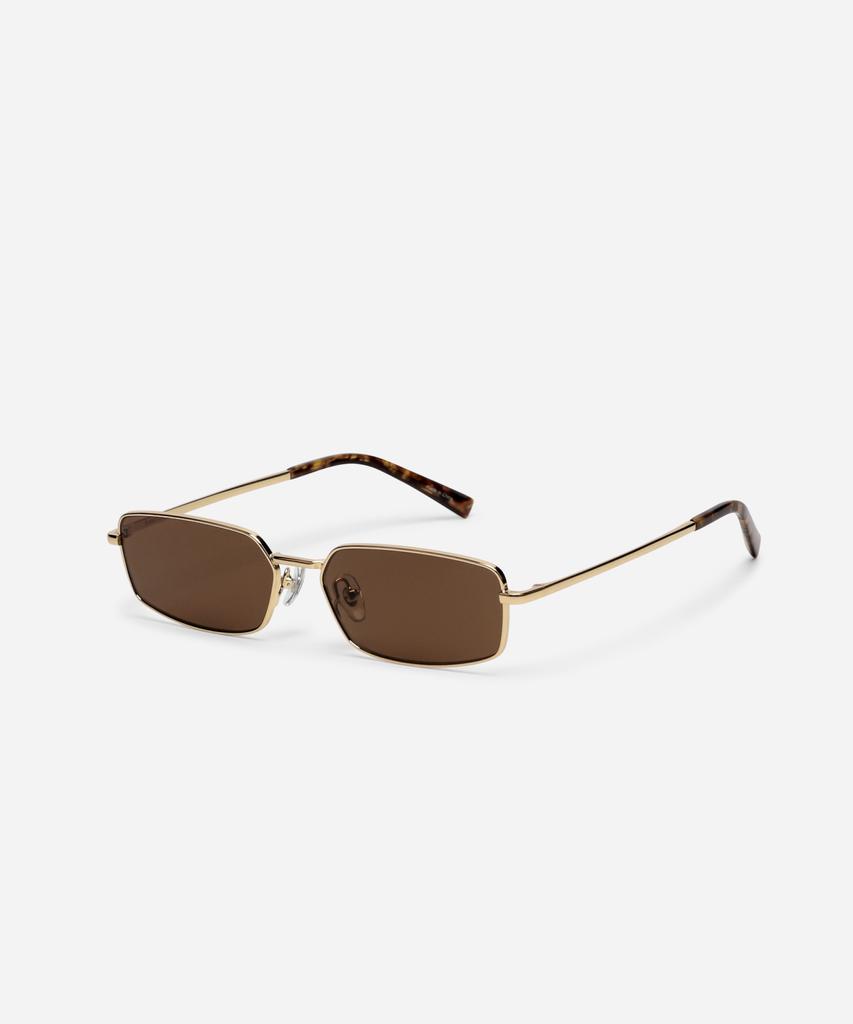 Neotelia Biyani · S-Brown