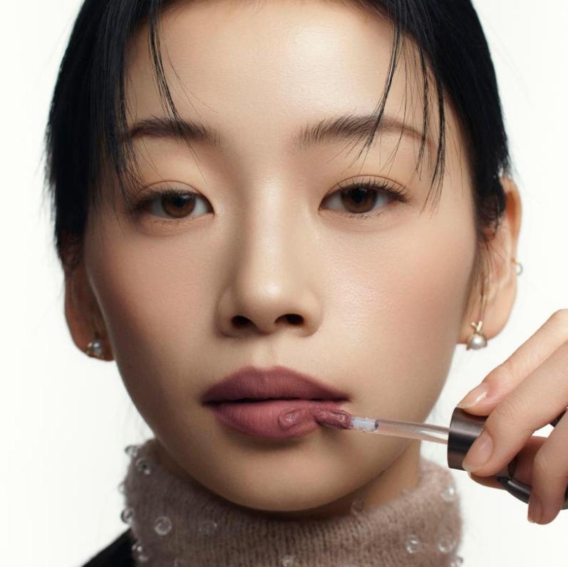 ENTROPY Maquilhagem Charm Tint (Base Desfocada) 10 Cores – Tint Labial com Acabamento Suave e Esfumado com Design de Chaveiro