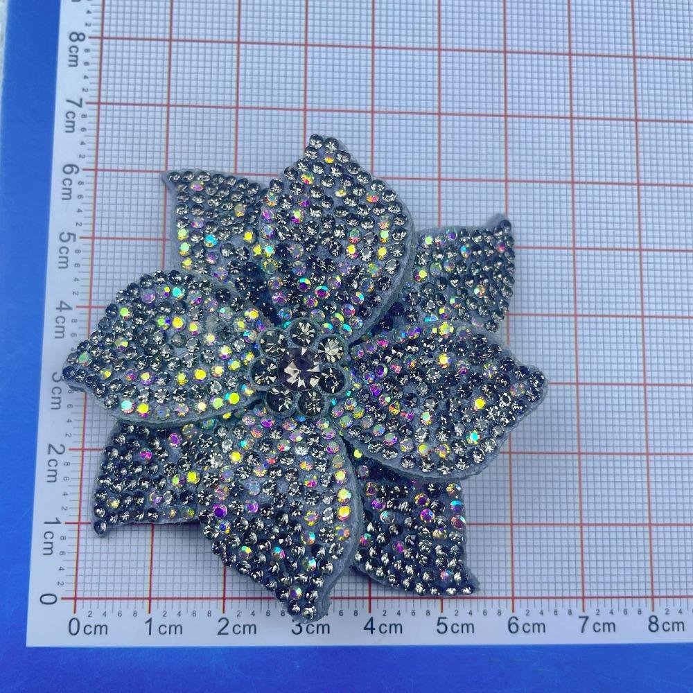 Three-dimensional Rhinestone Flower Patches Sparkling Embellishment Sew-On Applique DIY Craft Sewing Supplies