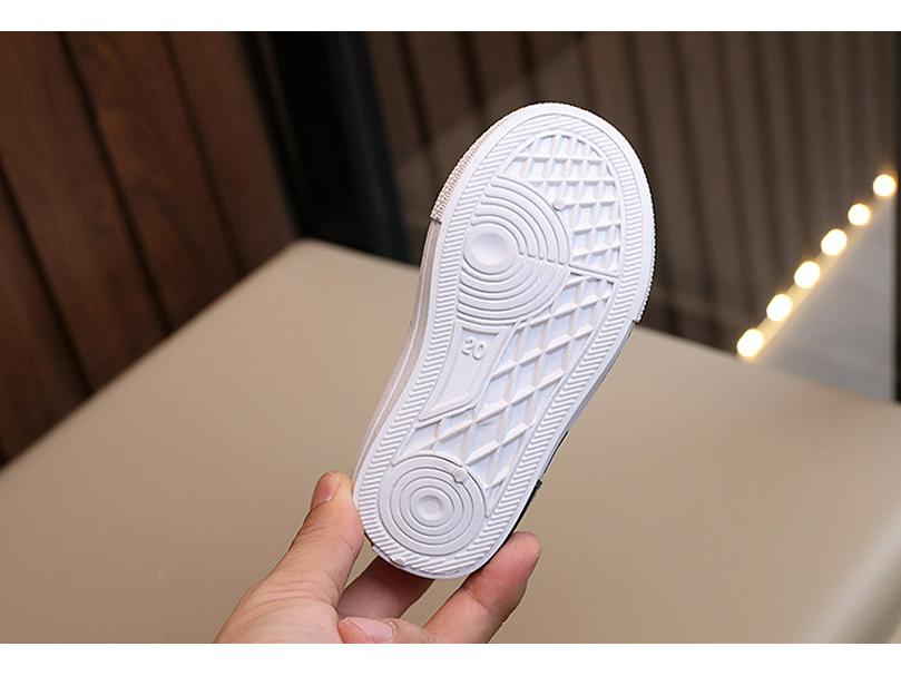 Children's Breathable Canvas Shoes: Soft Sole Walkers for Baby Boys and Girls, Perfect for Little Kids in Spring and Autumn