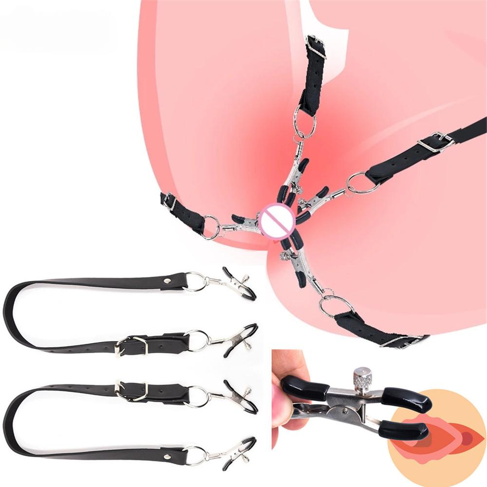 Sexy Flirt Labia Spreader Spona na prsa Svorky na bradavky Kůže Bdsm Bondage Slave Fetish Erotický nástroj Sexuální hračky pro ženy Hry pro dospělé