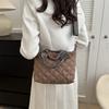 2025 new winter fashion casual handbag simple shoulder bag personalized messenger bag diamond Korean version tote bag
