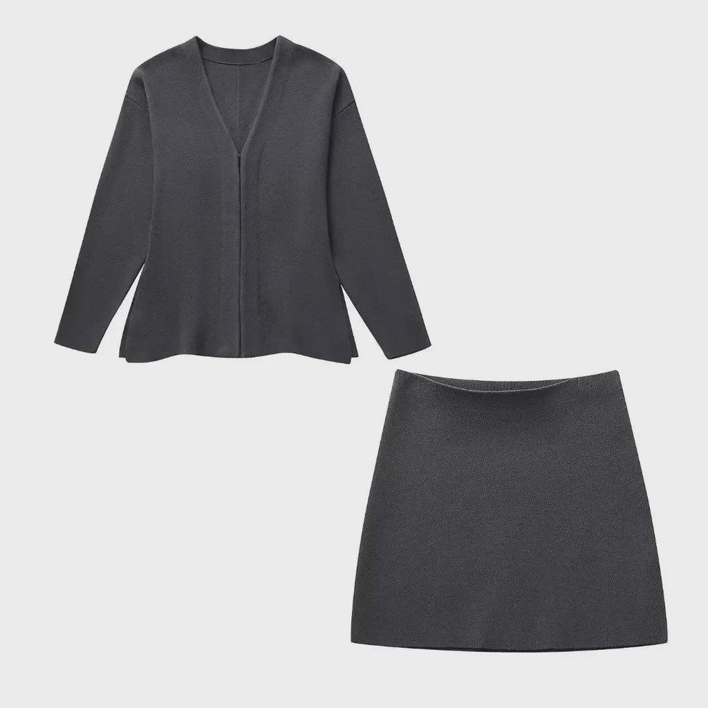 Autumn 2023 Women's V-Neck Knit Jacket & Mini Skirt Set
