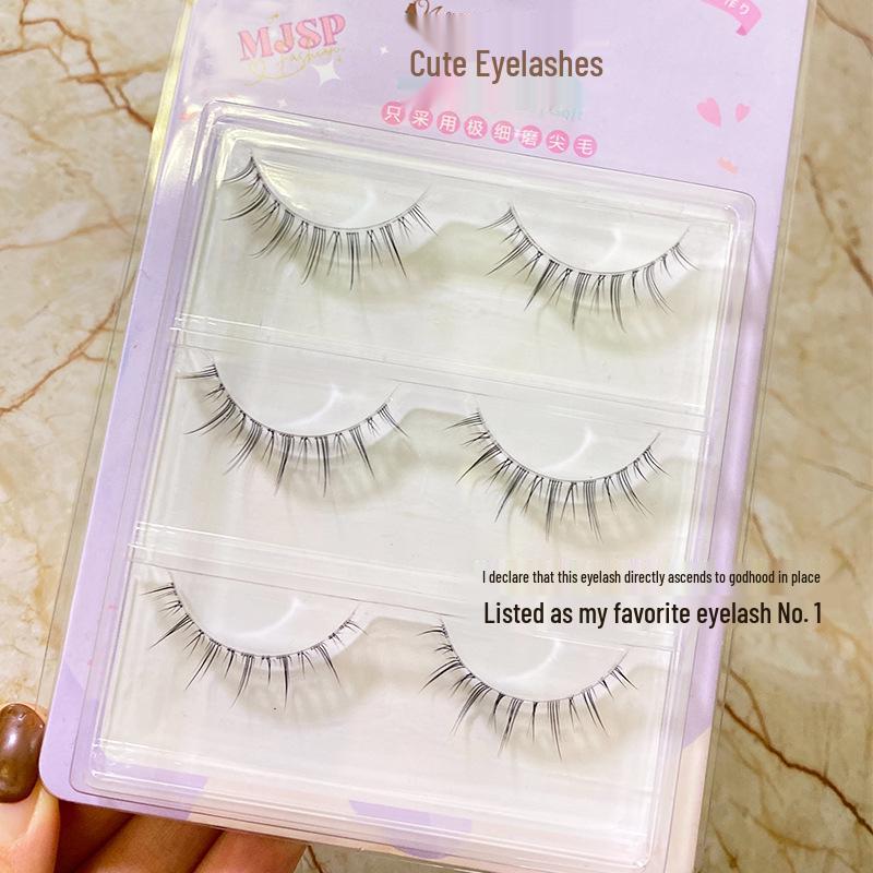 

Mengjie Shangpin A07 Natural Nude Comic Style Pointed False Eyelashes with Transparent Band