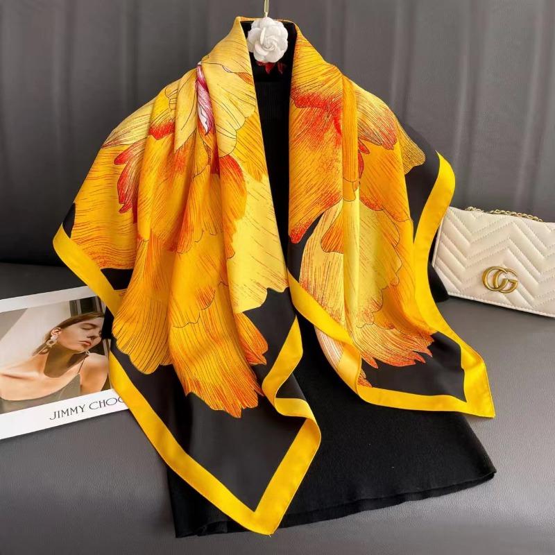Korean Style Vintage Floral Printed Silk Square Scarf For Women Travel Decoration