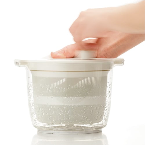 Risu Salad Spinner, Vegetable Drainer, White, 2.3L, Liberalista, Made In Japan