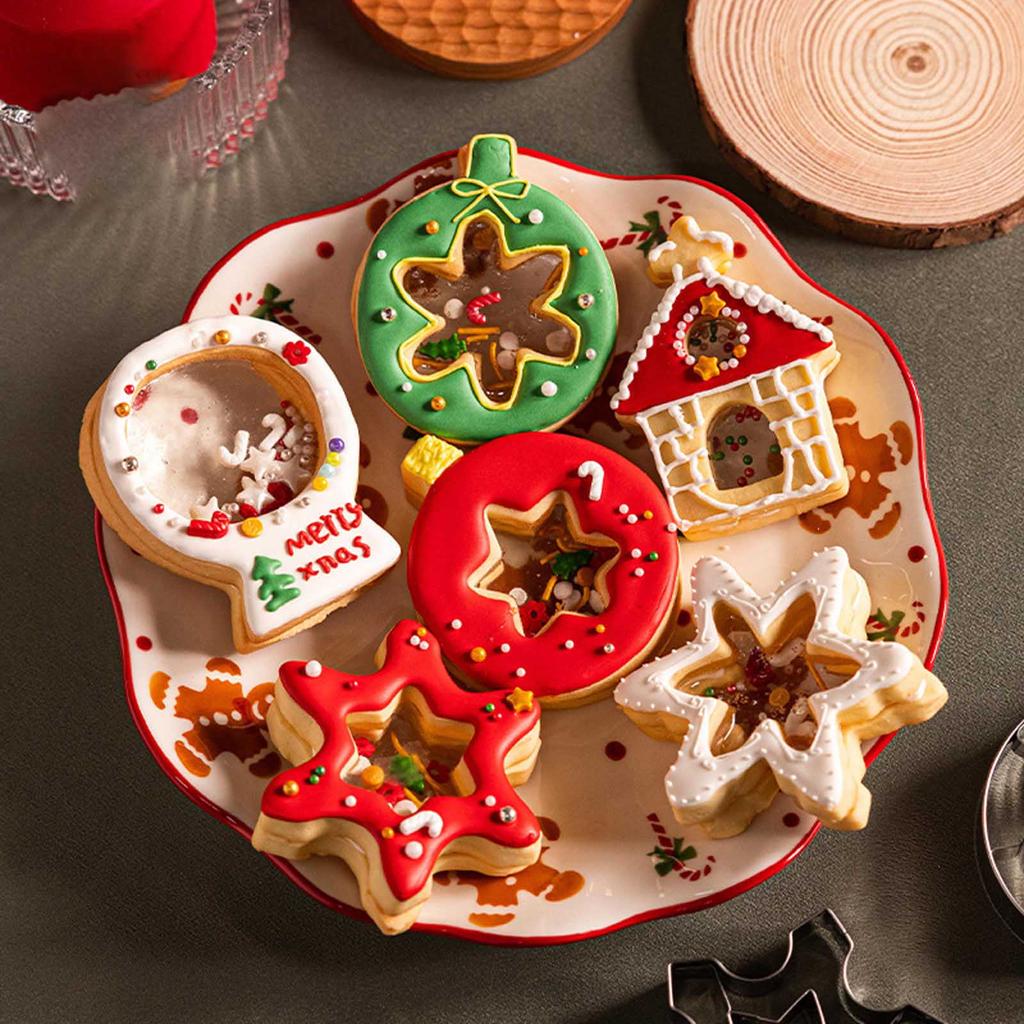6 PCS Christmas Cookie Cutters Biscuit Molds Cookie Molds Stainless Steel Material Cookie Baking Accessories for Biscuit