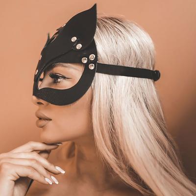 Ženy Sexy Half Face Fox Cosplay Kočičí kožená anime maska ​​s nýtovacím punkovým límcem na halloweenskou párty maškarní ples ozdobné masky