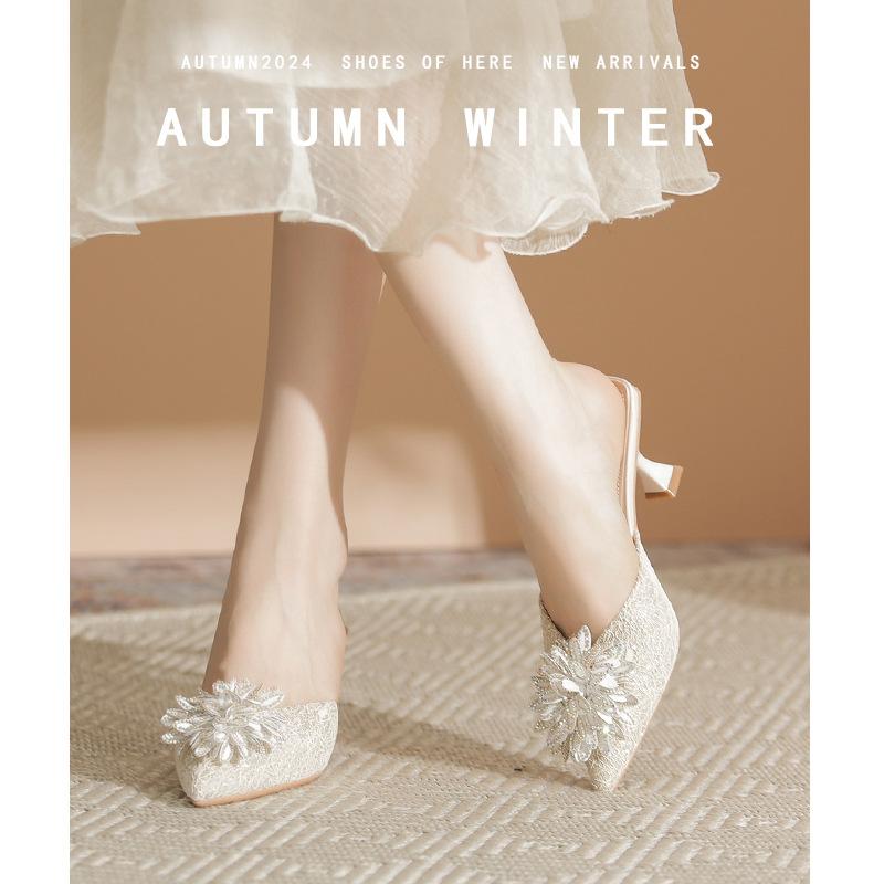 High Heels, dünne Absätze, hochwertiges Gefühl, Nischendesigngefühl, Taschenkopf coole Slipper für Damen Frühling neue Blumen, flache Einzelchuhe