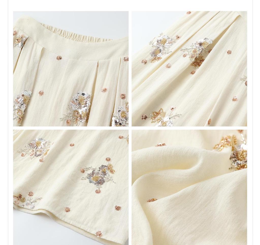 Pantaloni Larghi da Donna di Lusso Ricamati con Paillettes Floreali e Fibbia a Fiore di Prugno - Pantaloni Stile Nazionale P0179