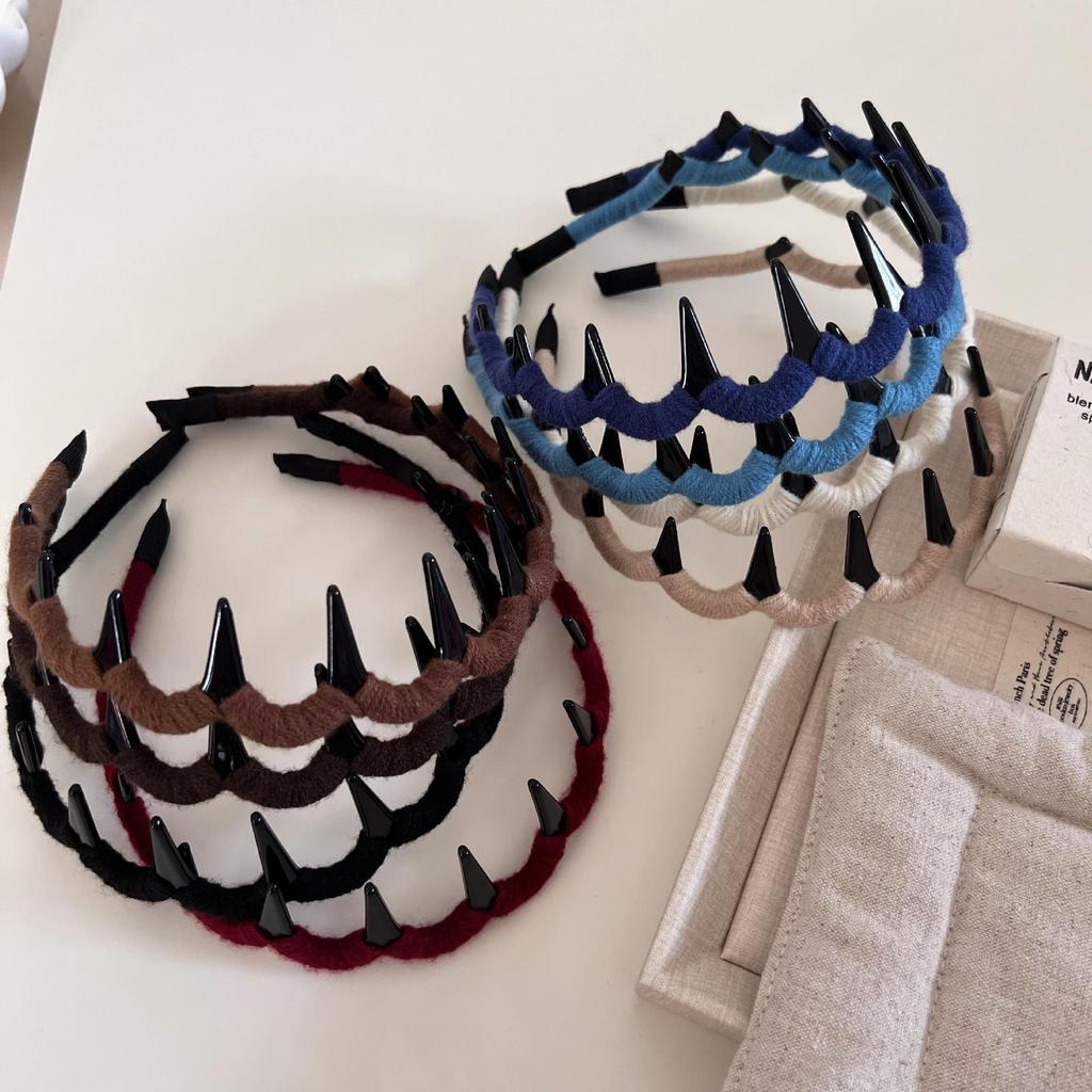 Women's Fluffy Wool Tooth Wave Headband: Autumn/Winter Non-Slip, High Skull Top, All-Match Temperament Hairpin.