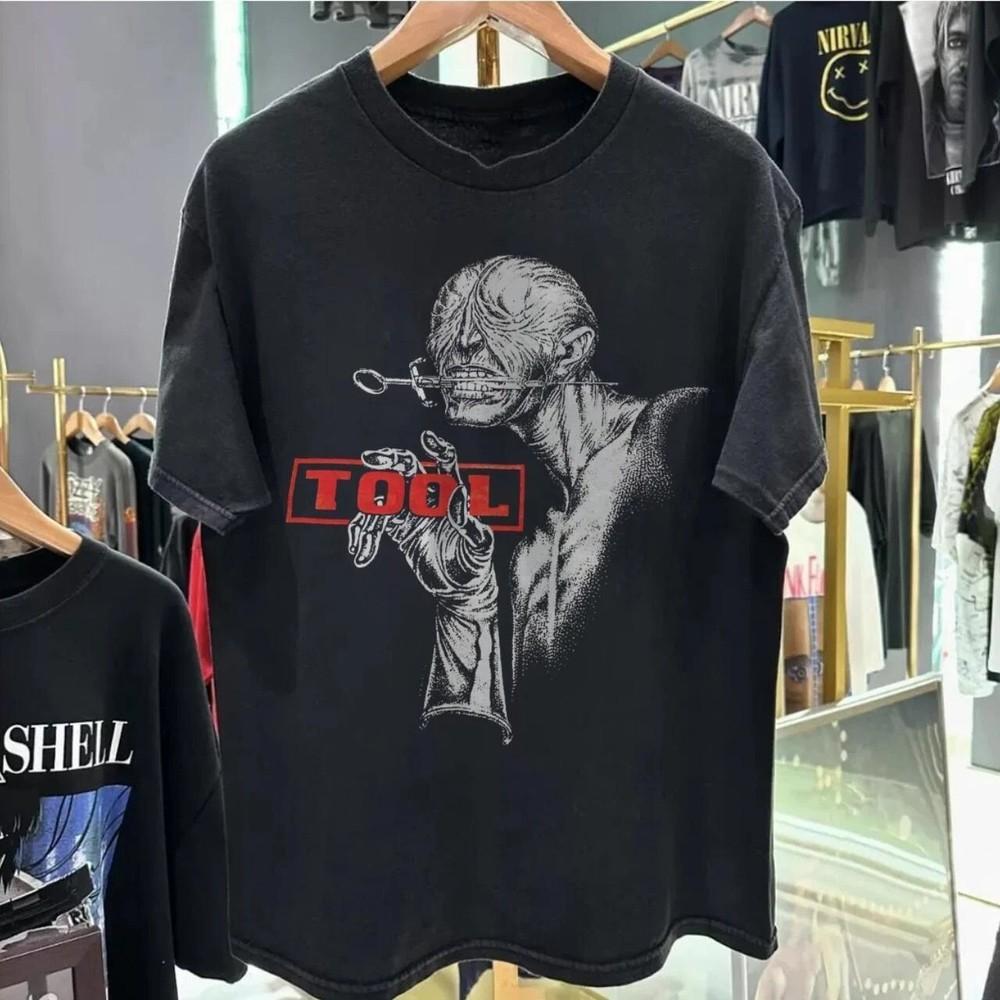 Tool Band Tshirt, Tool Rare Design Black Short Sleeve Unisex Tshirt Unisex T-Shirt L
