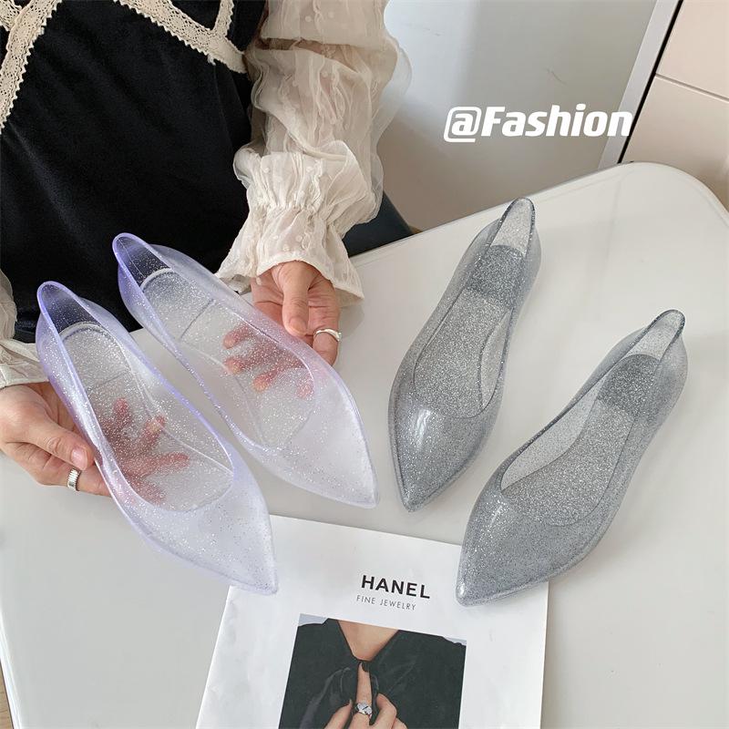 Yuzhihao Summer Women's Pointed Toe Closed Flat Sandals - Fashionable, Solid Color, Low Cut Design