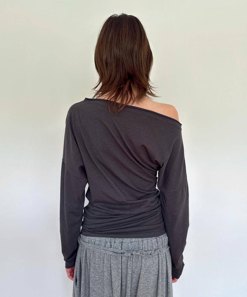 DIAGONAL Asmy Shirring Tee (Charcoal)