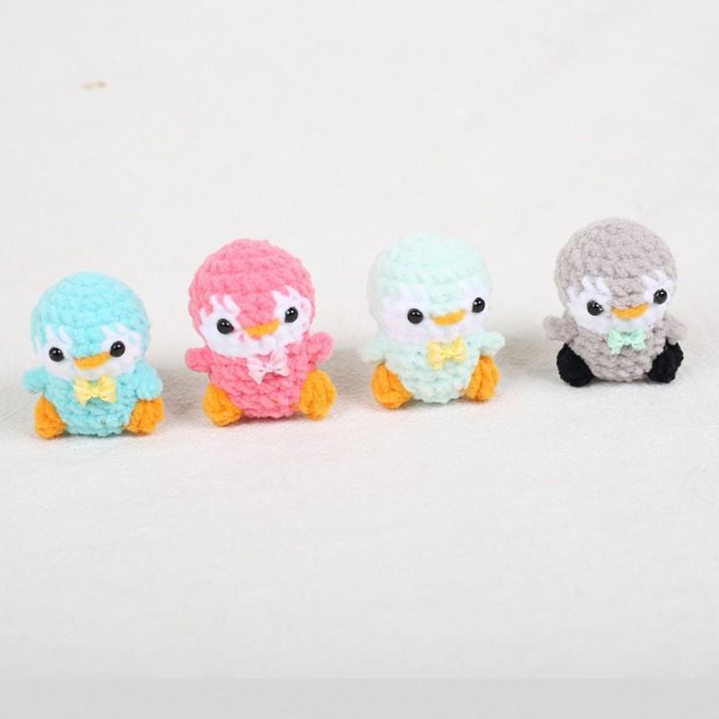 Cartoon Penguin Doll Crochet Keychain Handmake Knitted Mini Penguin Keychain For Car Keys Pendant Cute Animal Doll Keyring Gifts
