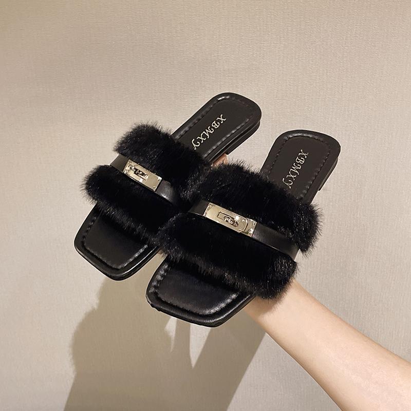 

Классические тапочки для женщин Повседневные плоские на низком каблуке Базовая обувь Женские однотонные Металлическая отделка Мех Слипоны Летние сандалии Большой размер 42 чёрный