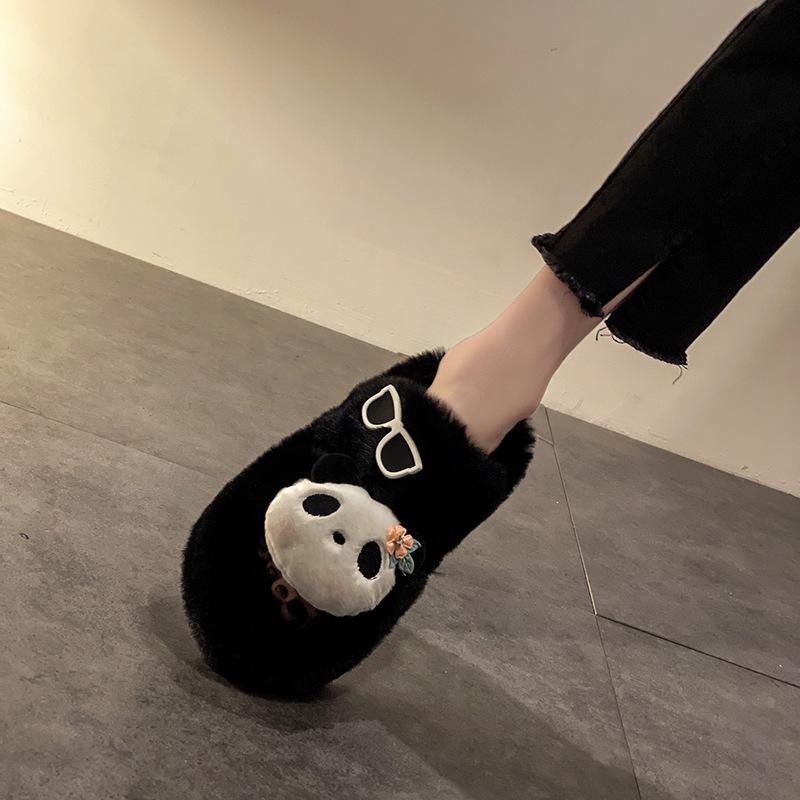 

Модные пушистые тапочки-панды женские новые модели летом 2025 года женская уличная обувь на толстой подошве домашние удобные пушистые тапочки женские 35