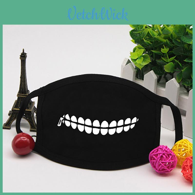 Versatile Solid Black Face Masks For Both Women And Men In Classic Style