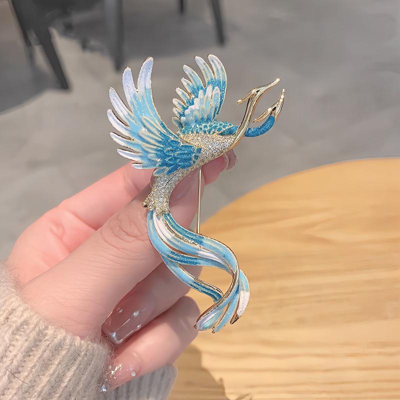 Vintage Peony Pearl Fan Brooch: Elegant Retro Flower Pin for Women’s Suits