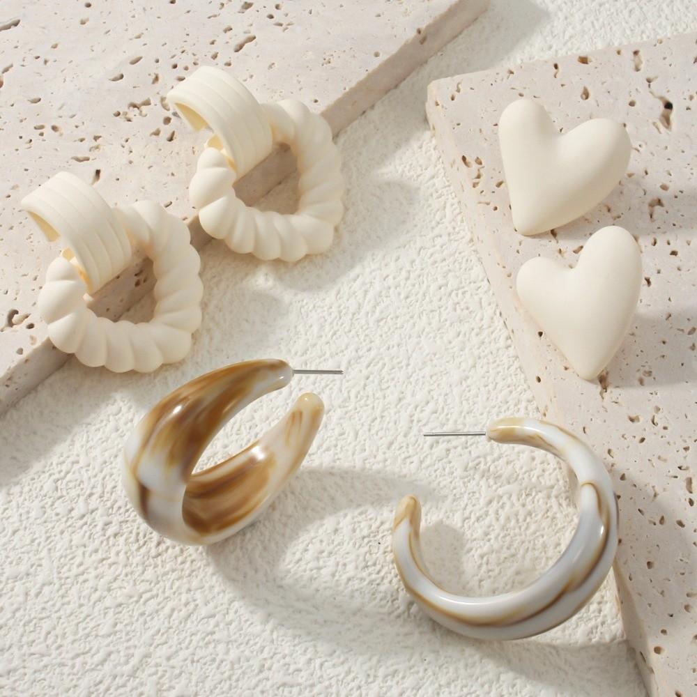 3 pary kolczyków damskich w cukierkowych kolorach, słodka biżuteria, akcesoria, prezent, do codziennego ubioru i na imprezę