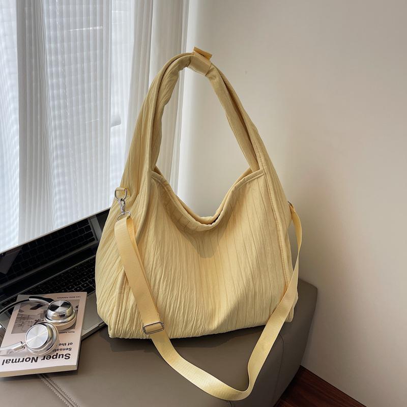 

Большая Вместимость Простая Женская Новая Мода Текстура Студентка Колледжа Персонализированная Сумка Под Мышку для Поездок на Работу Сумка на Плечо Сумка Кроссбоди .