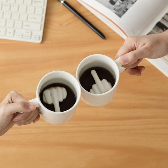 Leck mich Mittelfinger Tasse Neuheit Mittelfinger Keramik Kaffeebecher 300ml Lustige Tasse Geburtstag Scherzgeschenk für Freunde Familie