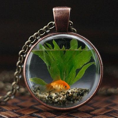 Collana cabochon in vetro con pesci rossi di nuova moda, pendenti retrò, gioielli fatti a mano