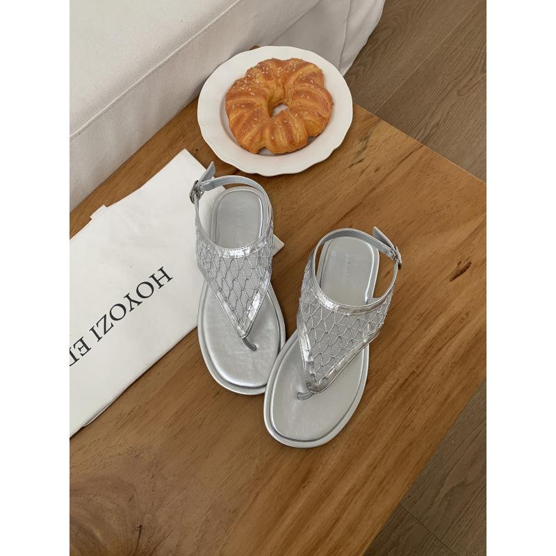 

Vintage triangular mesh woven Roman shoes women s 2025 summer versatile toe flat sandals 39 срібний